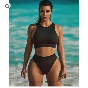 Skims Set of 3 STRETCH RIB HIGH NECK BRA size S/M in color Soot (black ish)